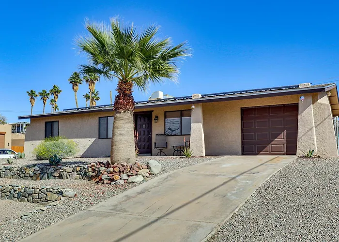 Holiday home Desert Oasis W/ Hot Tub! 6 Mi To Havasu