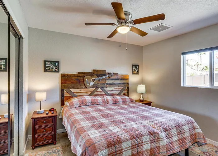 Desert Oasis W/ Hot Tub! 6 Mi To Havasu * Lake Havasu City